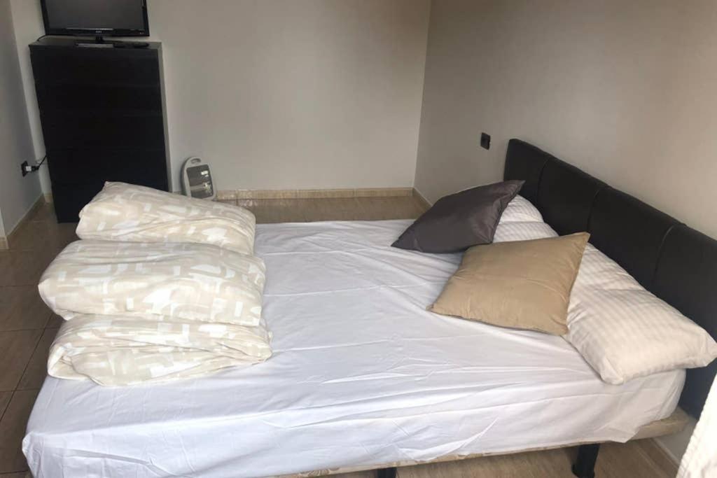 Trino'S Flat Apartment Ла Лагуна Екстериор снимка