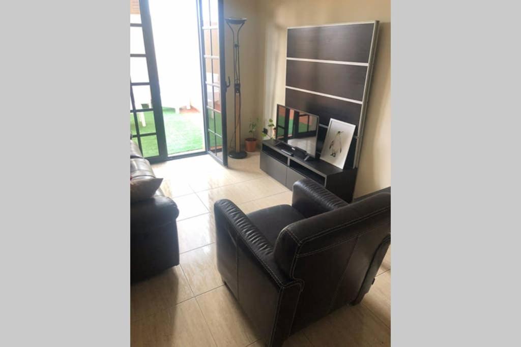 Trino'S Flat Apartment Ла Лагуна Екстериор снимка